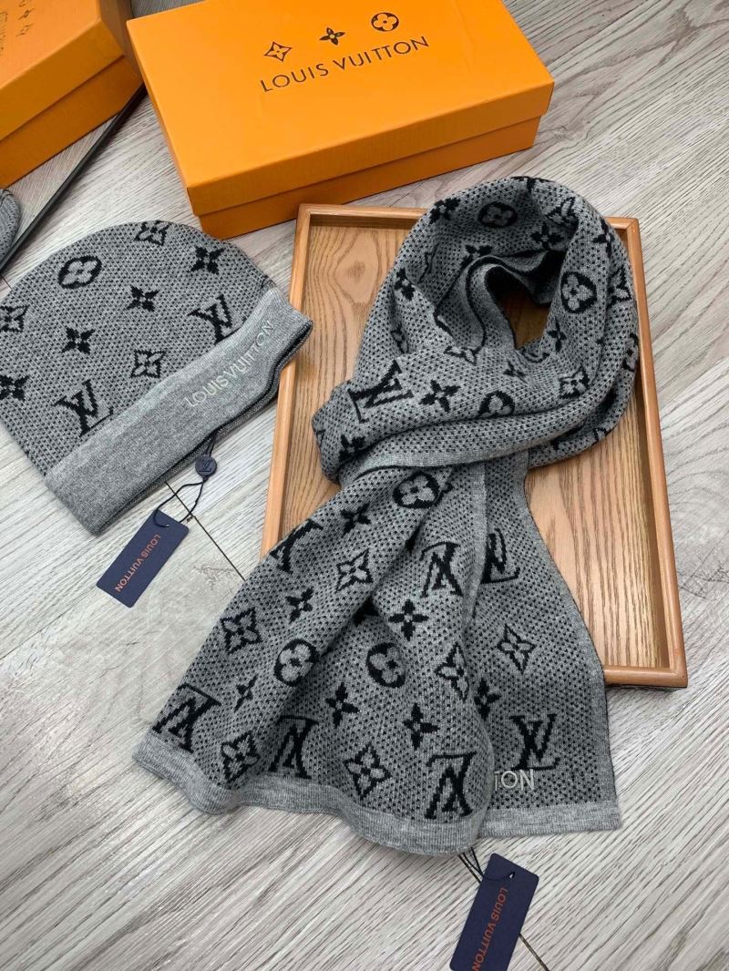 Louis Vuitton Caps Scarfs